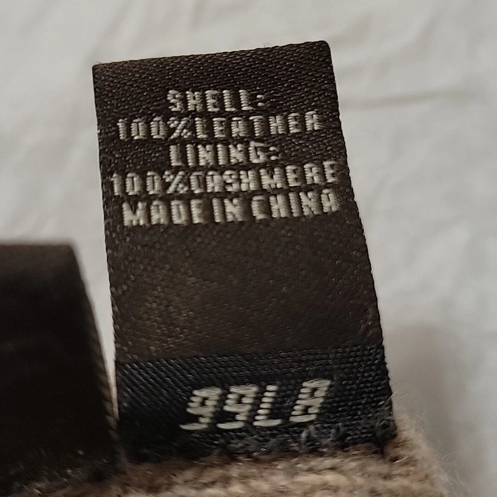 Burgundy Coach 100% Leather  Gloves - Picture 6 of 12